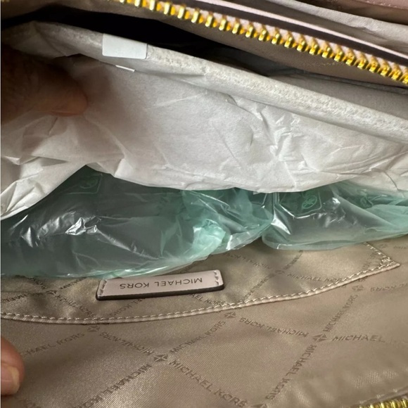 NWT Michael Kors Whitney Quilted MD Chain Shoulder Tote Blush Pink MSRP$628 - Picture 6 of 8